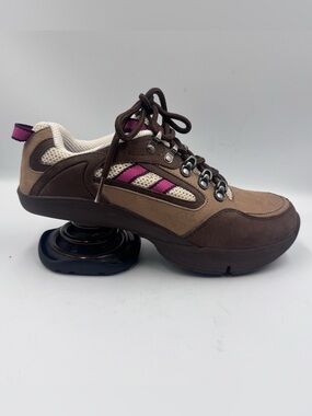 Z-Coil Pain Relief Orthopedic Walking Shoes Brown Purple USW8 K-50 Sample
